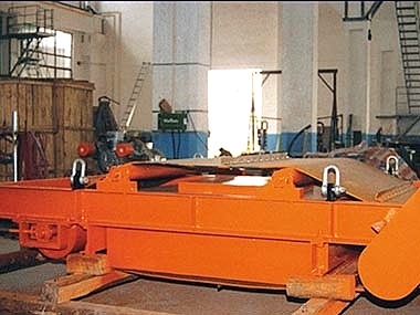 Series MC22 self-unloading separator